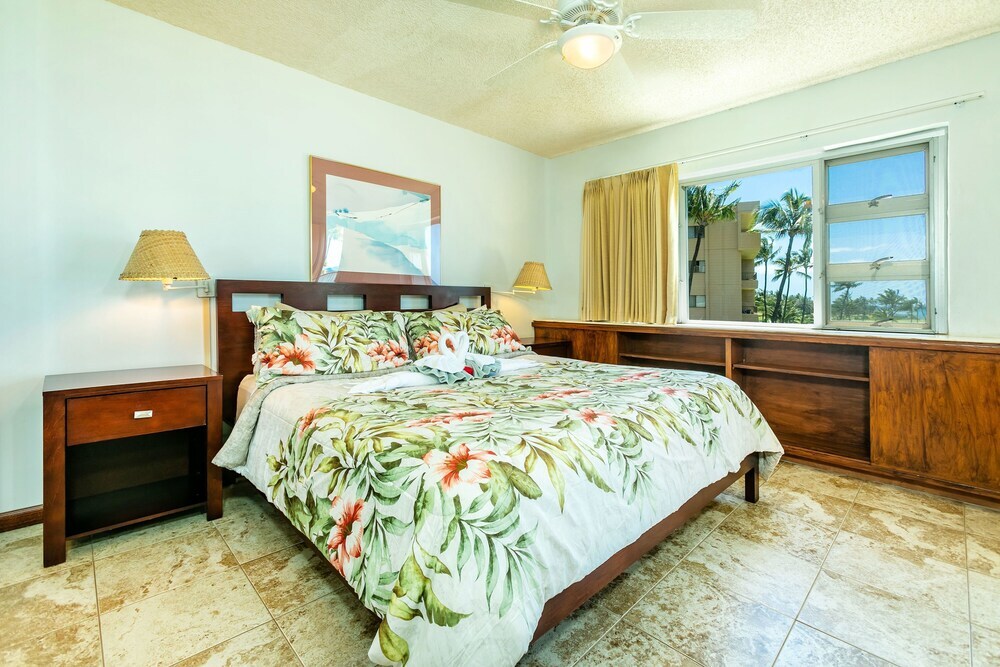 Menehune Shores Condominium by null