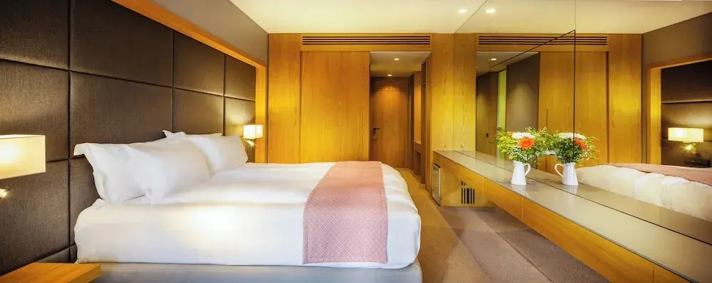 Standard Double room with balcony (full double bed)