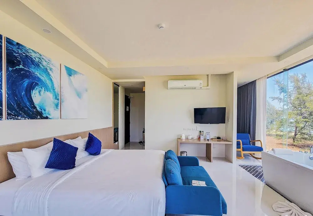 Hotel photo 12
