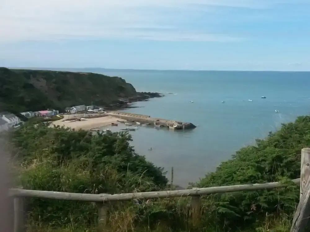 Beach & Waterfront