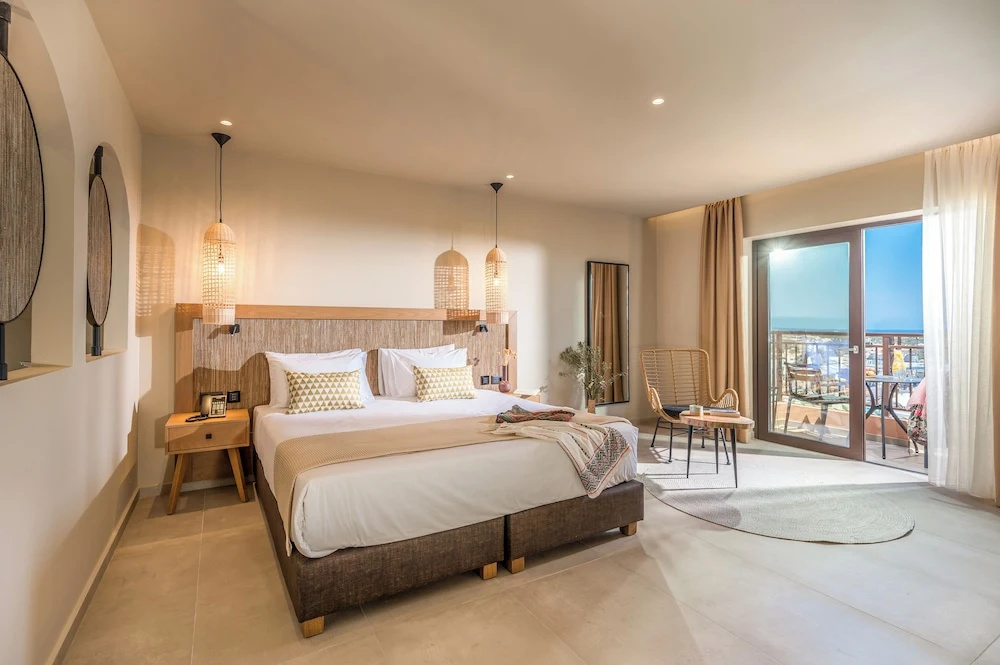 Suite with sea view