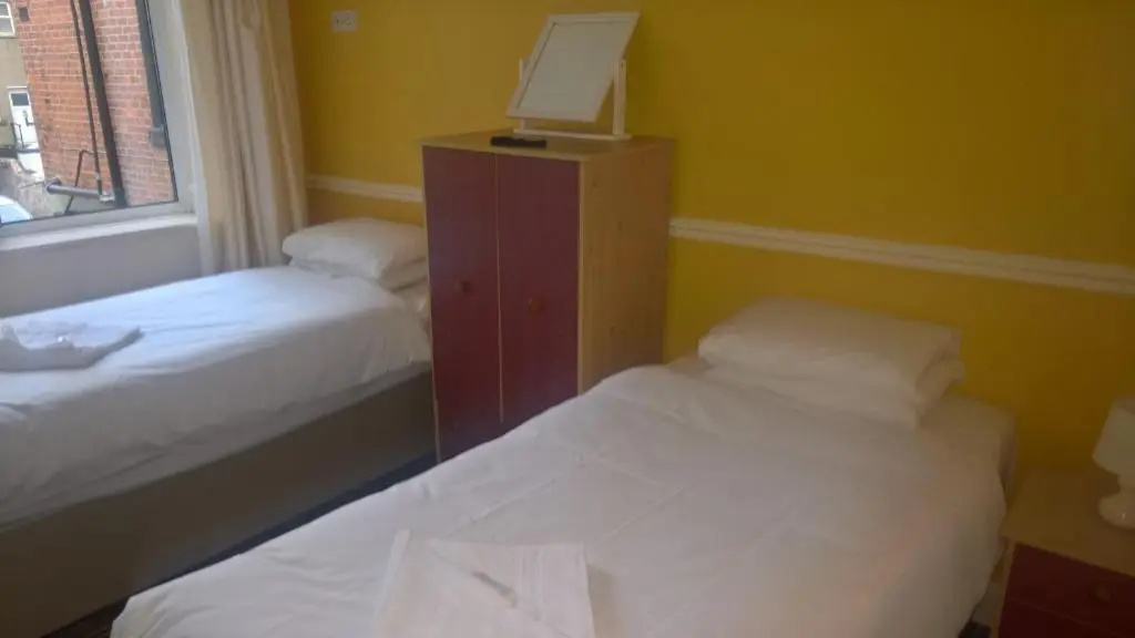 Standard Double room (twin beds)