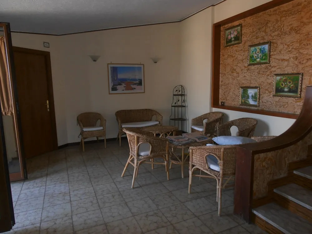 Hotel photo 12