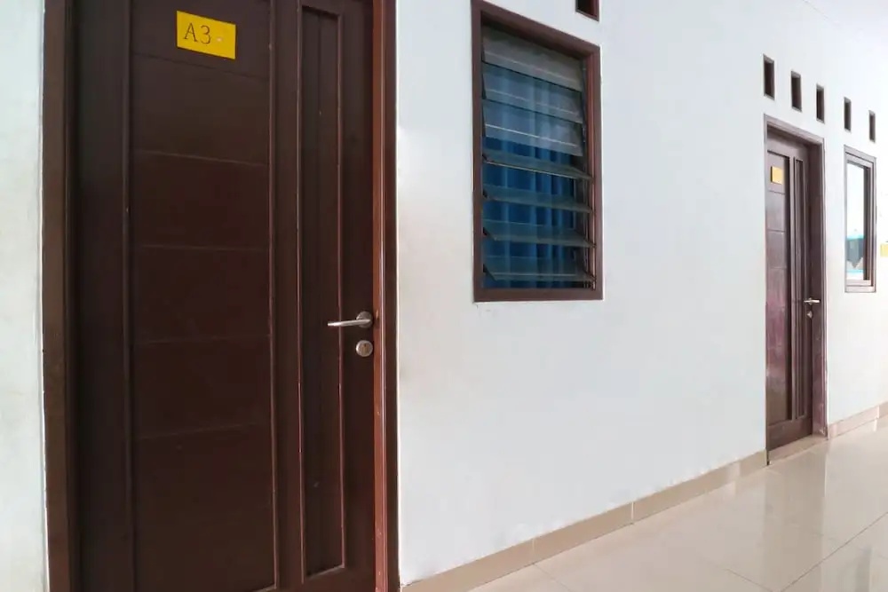 Kabin Kapsul Kayu Jati V Jakarta - Male Only - Hostel