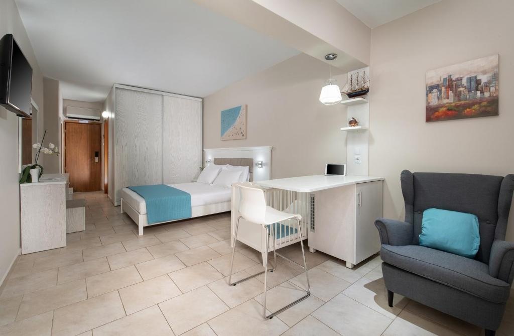 Porfi Beach Hotel, Халкідікі, Греція мініатюра 30