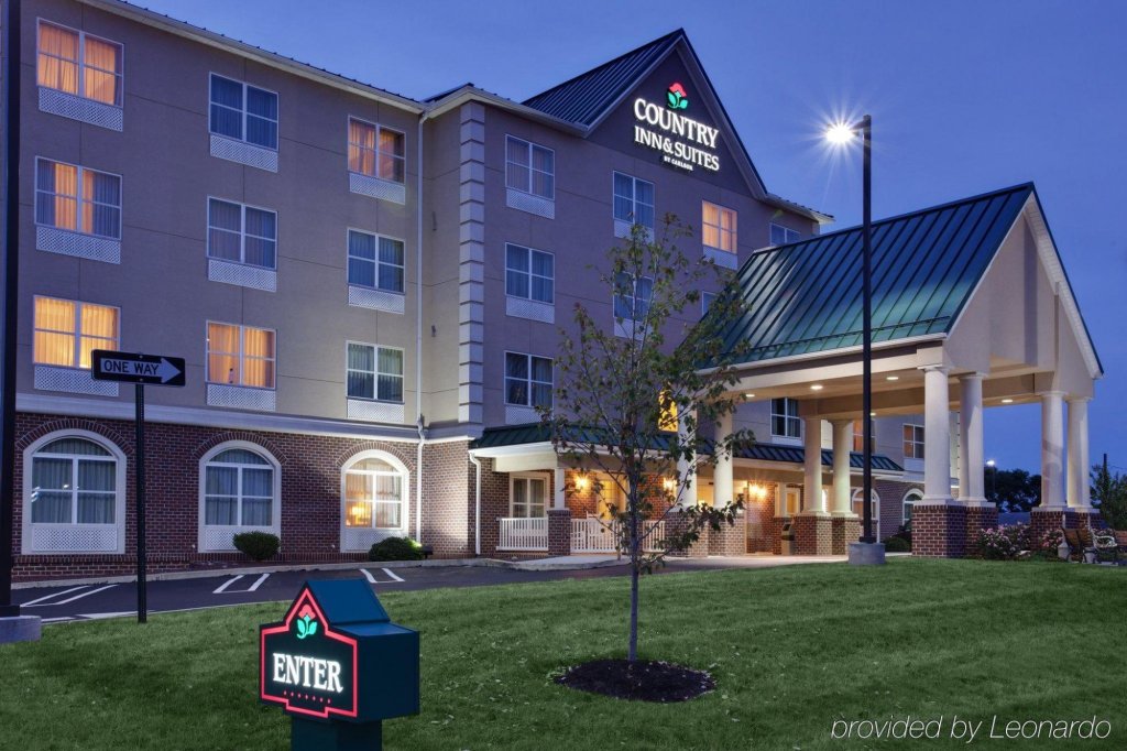 Country Inn & Suites by Radisson, Harrisburg - Hershey West, PA image