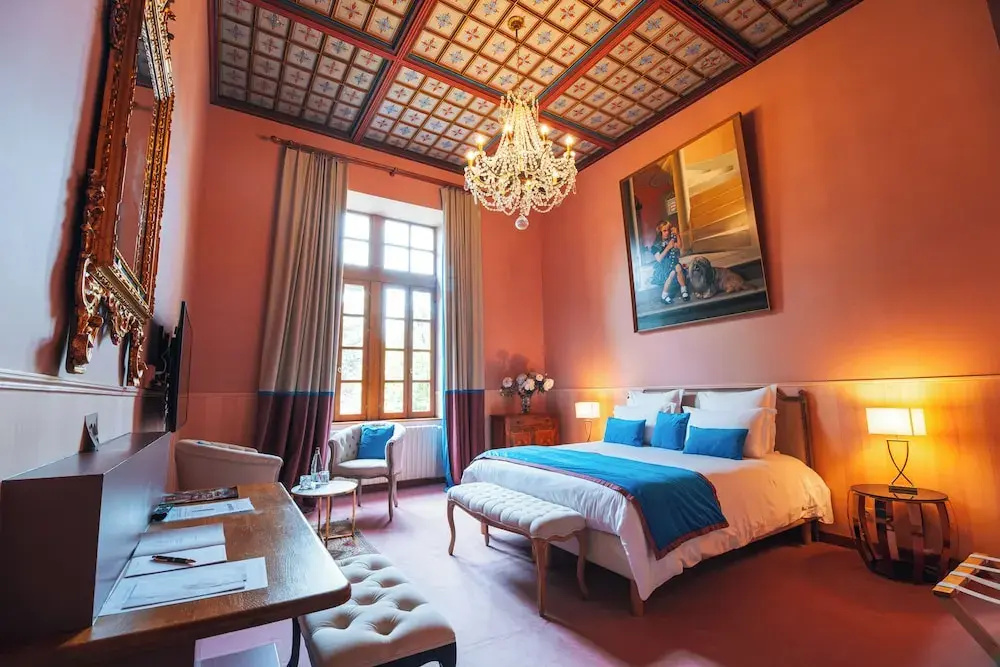 Deluxe Double room (full double bed)