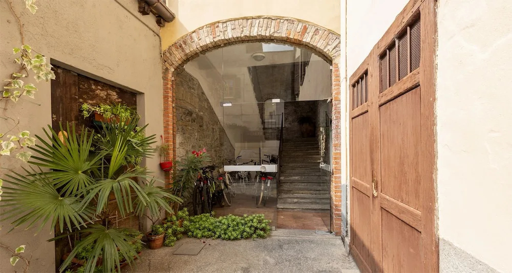 JOIVY Charming Flat Next to Duomo di Como