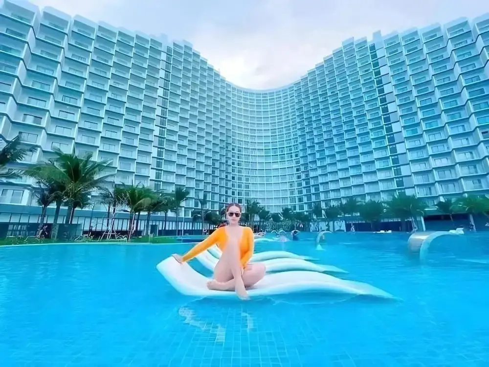EMS HOUSE Sea View Apartment - The Arena Cam Ranh - фото 14
