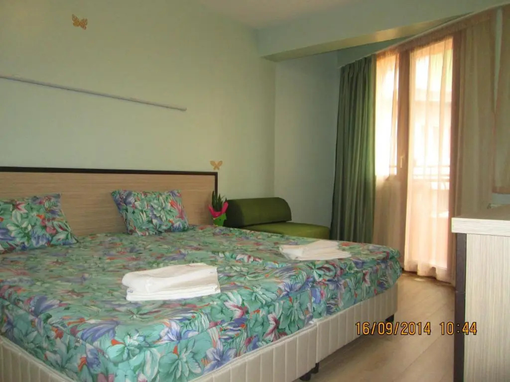 Hotel Emaly Green - Chambres