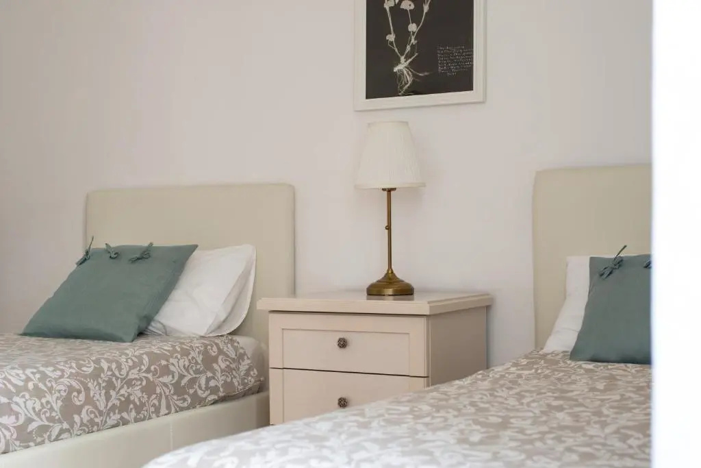 3 Bedrooms Apartment