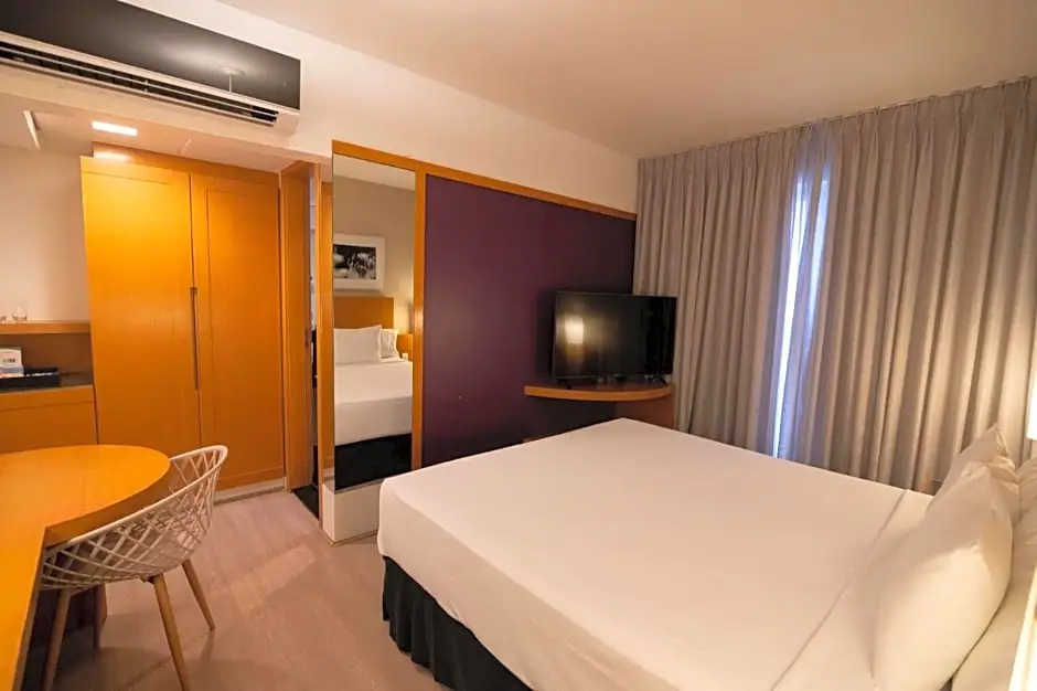 H2 Platinum Lourdes - Chambres