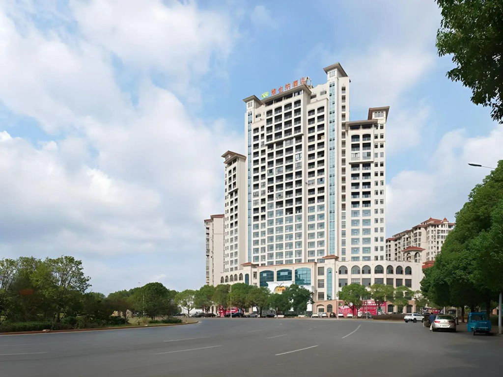 Vienna Hotel (Jiujiang Gongqingcheng High-Speed Railway Station Branch)