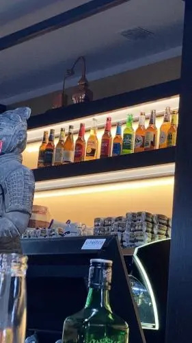 Food & Beverage