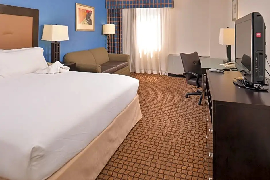 Ramada Plaza by Wyndham Sheridan Hotel & Convention Center Room Type - Standard room