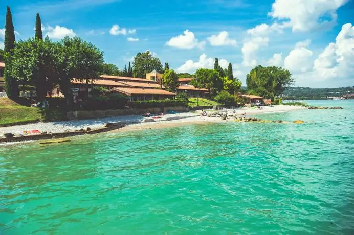 Beach & Waterfront