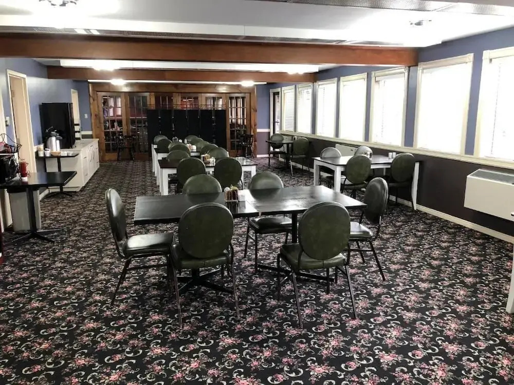 Ramada by Wyndham Florenceville - фото 8