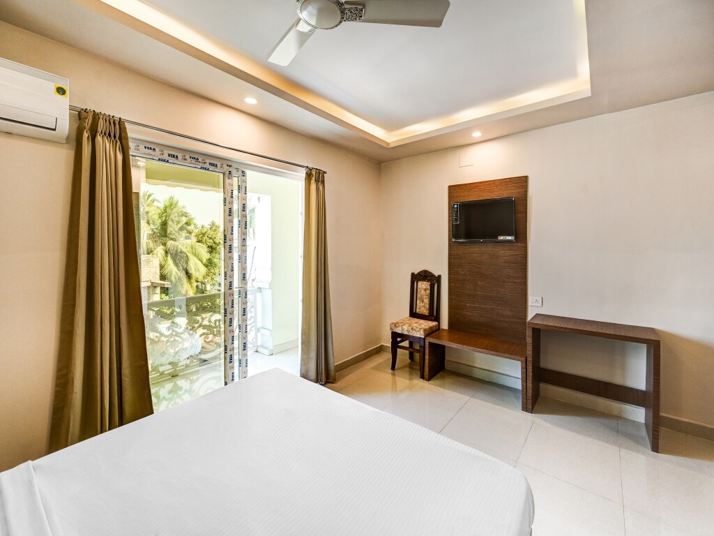 Номер Deluxe в Capital O 86823 Hotel Subhadarsan