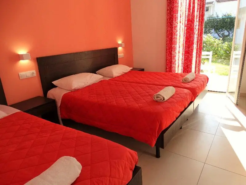 Oasis Beach Club - Chambres
