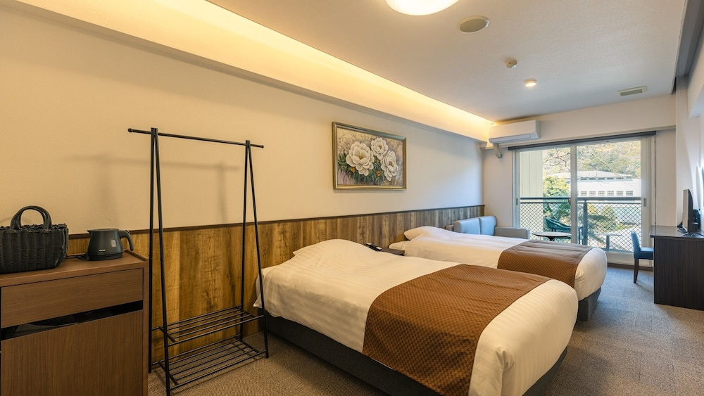 Standard Double room with balcony and with mountain view (twin beds)