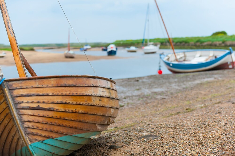 Beach & Waterfront