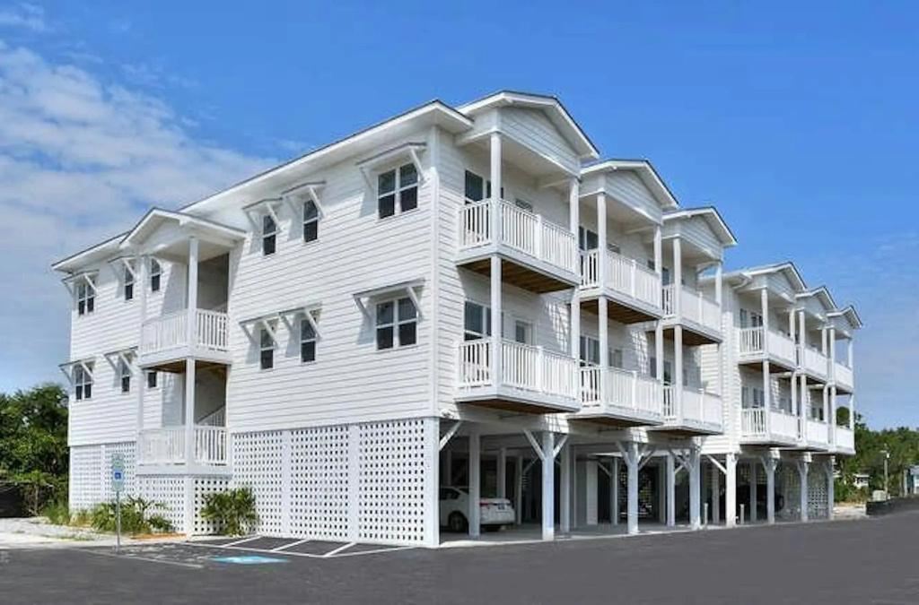 River Hotel of Southport