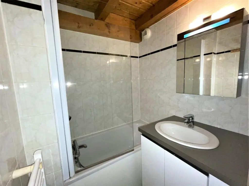 Afficher la photo 8 — Appartement Les Menuires, 5 pièces, 8 personnes - FR-1-452-94