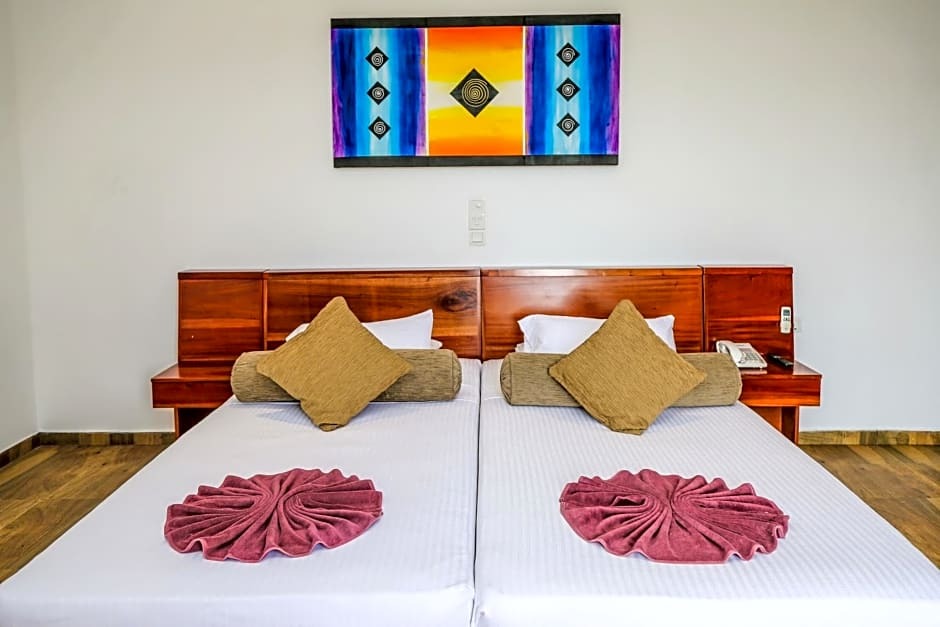 Oak Ray Regency Hotel