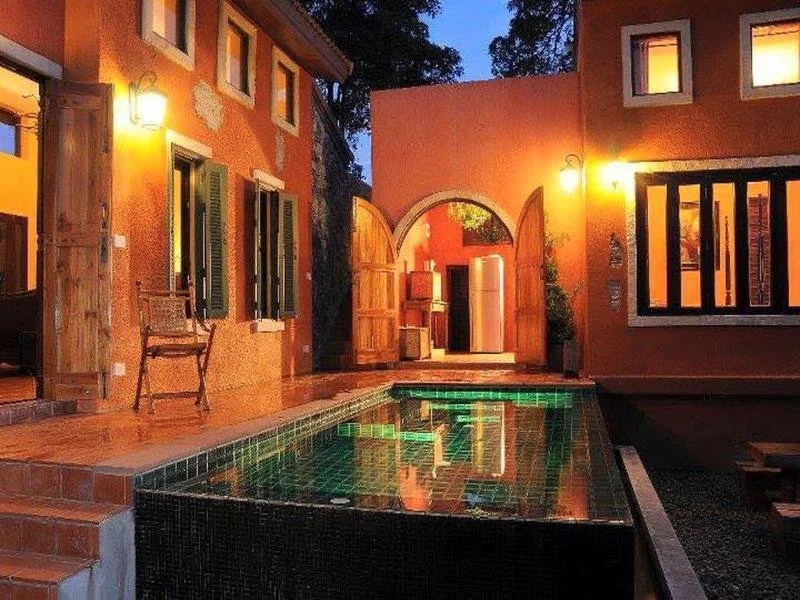 Her Glory Vacation Villa