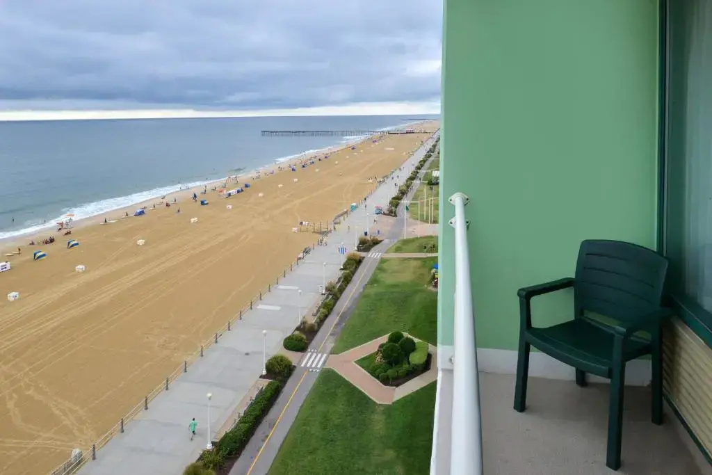Holiday Inn Va Beach-Oceanside (21st St) by IHG - Chambres