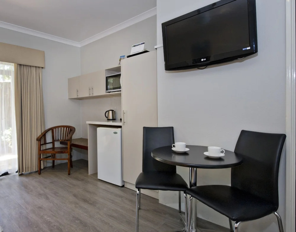 1 Bedroom Standard Double room (full double bed)