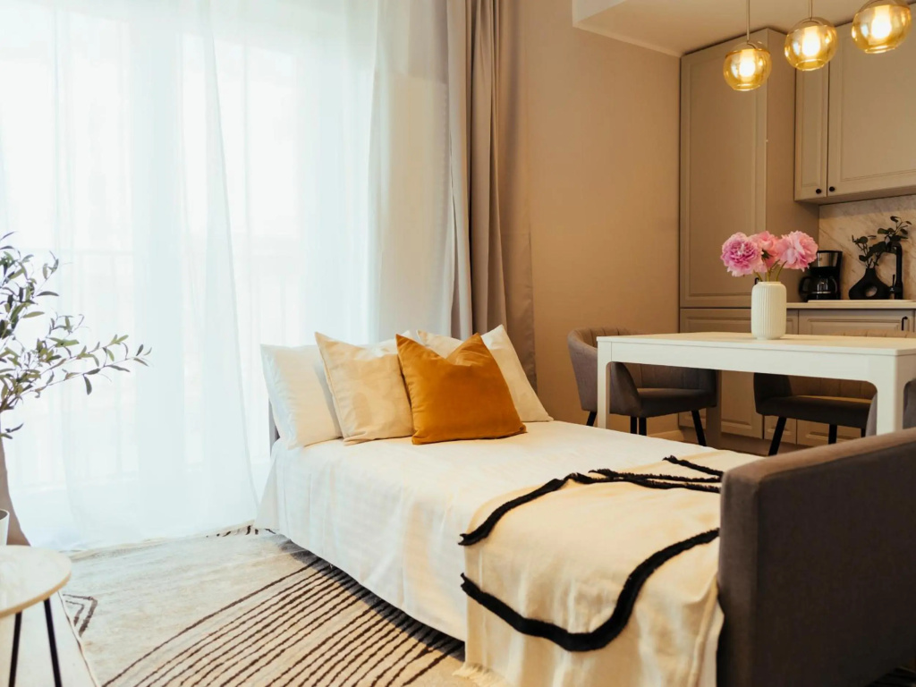 Superb City View - Bright & Stylish - 2BR