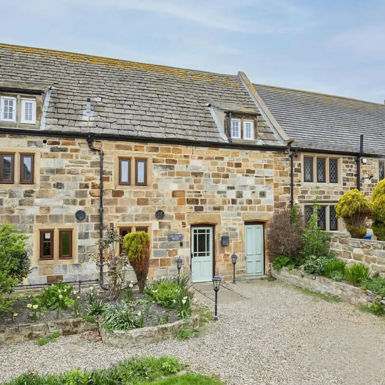 Host Stay The Coach House