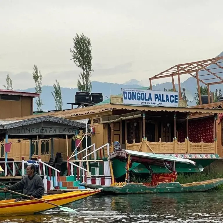 Sikandra Palace Group Of House Boats