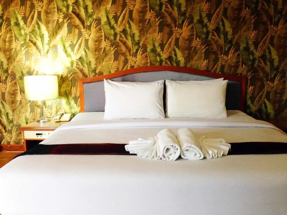 Deluxe Double room with balcony full double bed