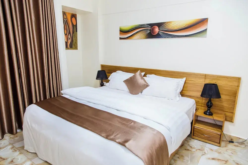 Deluxe Double room with balcony (full double bed)