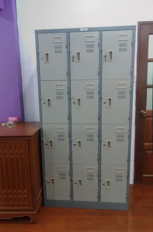 Кровать в общем номере в Enrico Hostel Patong
