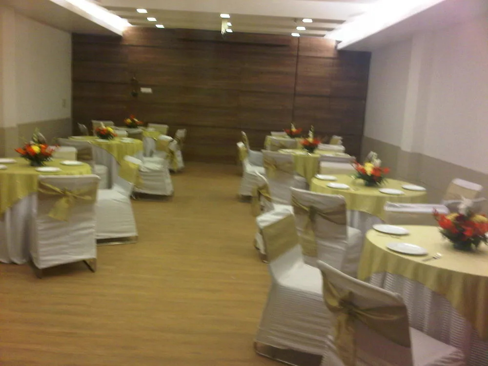 Hotel Twin Tree Naraina - Général