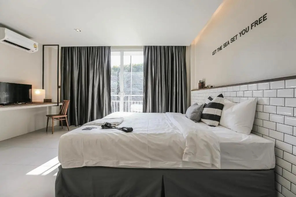 Superior Double room (full double bed)