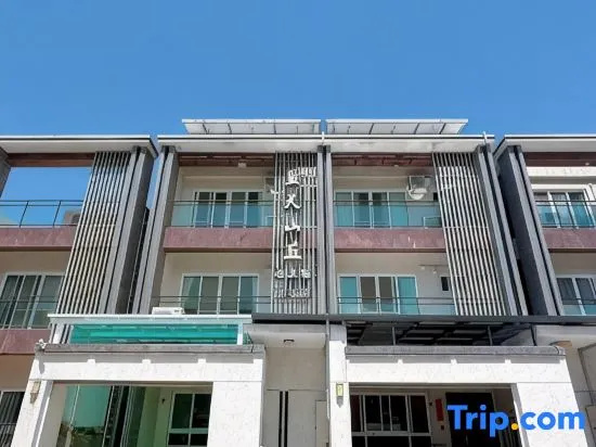 Blue Sky Hill Chishangkan B&B