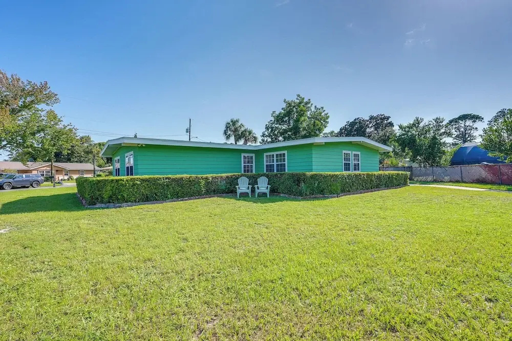 Walk to Ocean: Home in Panama City Beach!