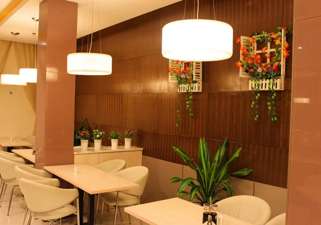 Food & Beverage