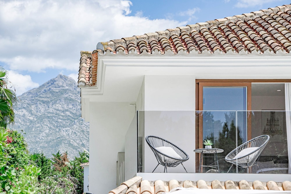 Villa Nottingham: Stunning Private Villa
