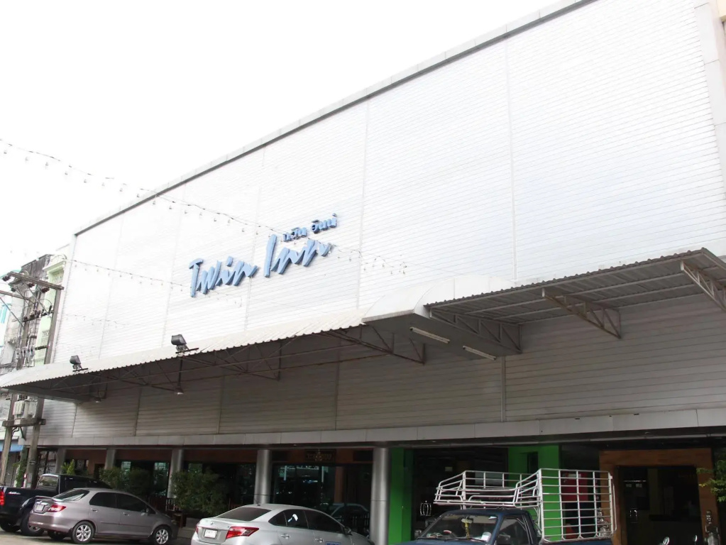 Twin Inn