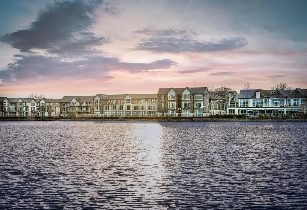 De Vere Cotswold Water Park Apartments
