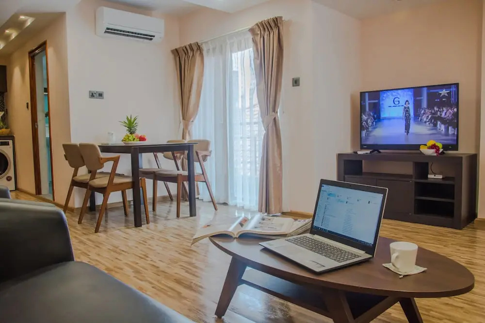 2 Bedrooms Villa