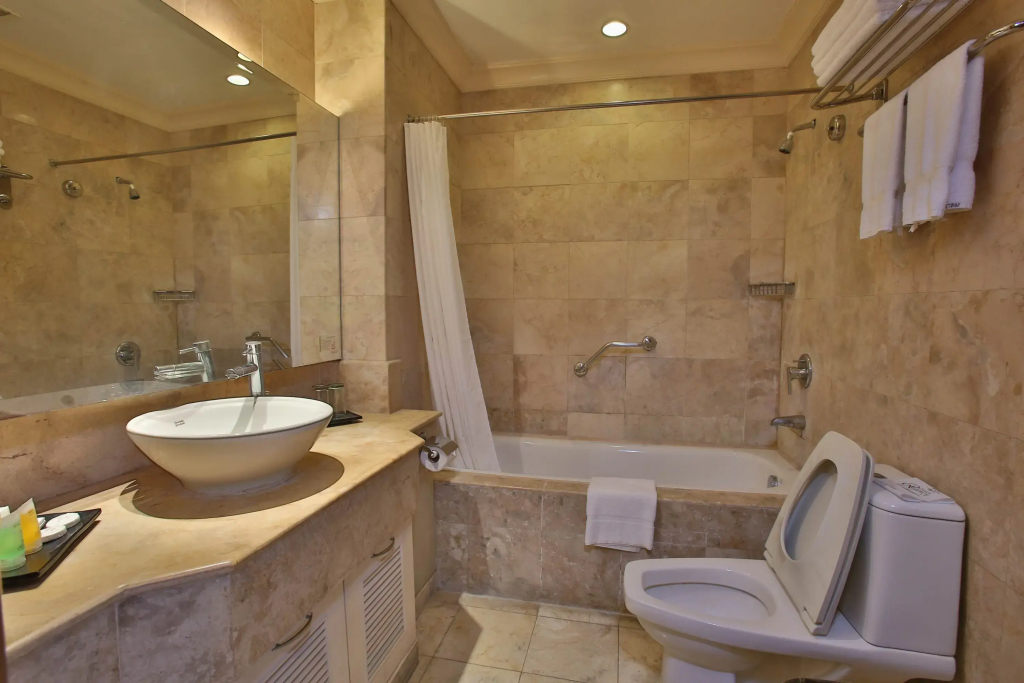 Crown Regency Suites & Residences - Mactan - фото 8