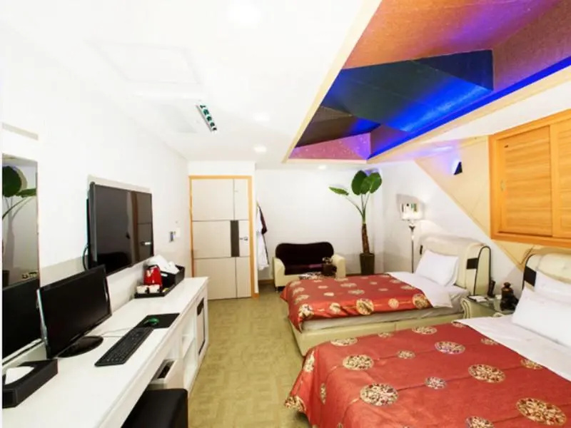 Standard Double room (twin beds)