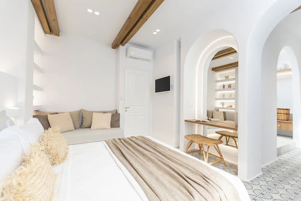 1 Bedroom Junior Suite with balcony
