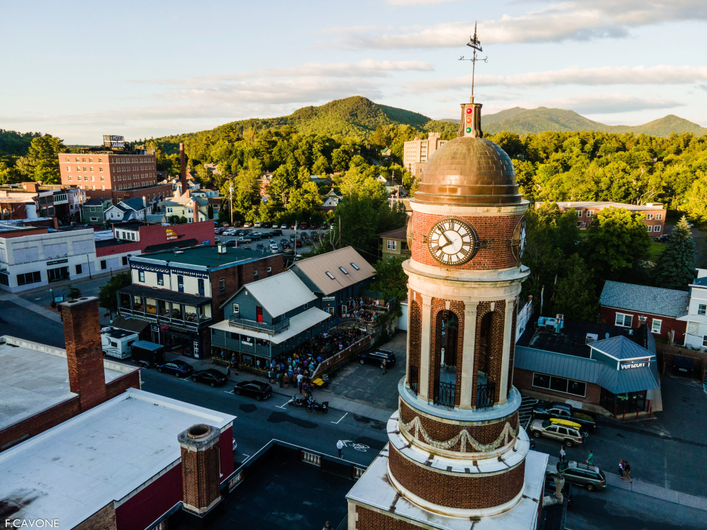 voco Saranac Lake NY - Waterfront by IHG